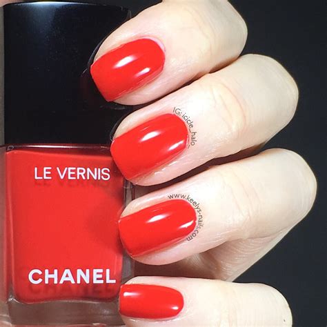 chanel le vernis 546 rouge red|le vernis longwear nail color.